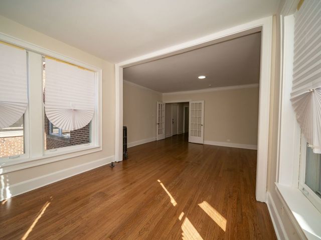 1260 W Columbia Avenue 2, Chicago, IL 60626