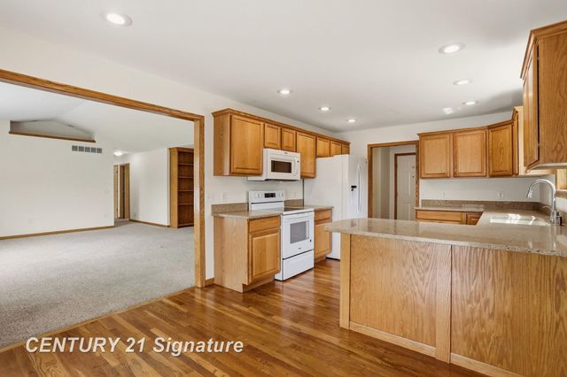3183 Sundown Lane, Saginaw Twp, MI 48603
