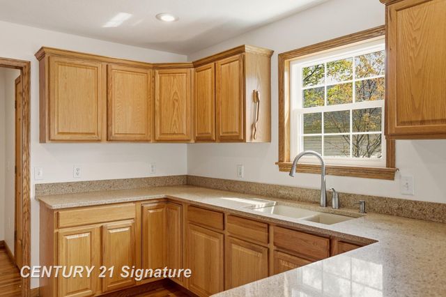 3183 Sundown Lane, Saginaw Twp, MI 48603