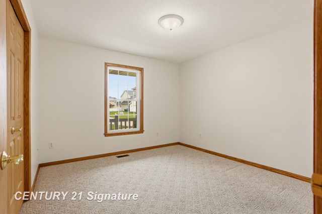 3183 Sundown Lane, Saginaw Twp, MI 48603