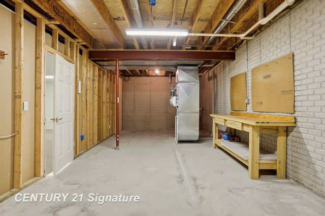 3183 Sundown Lane, Saginaw Twp, MI 48603
