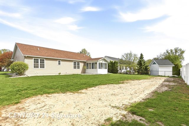 3183 Sundown Lane, Saginaw Twp, MI 48603