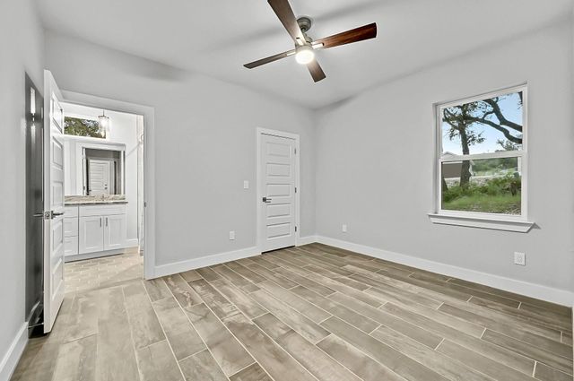 21201 Norris CV, Lago Vista, TX 78645