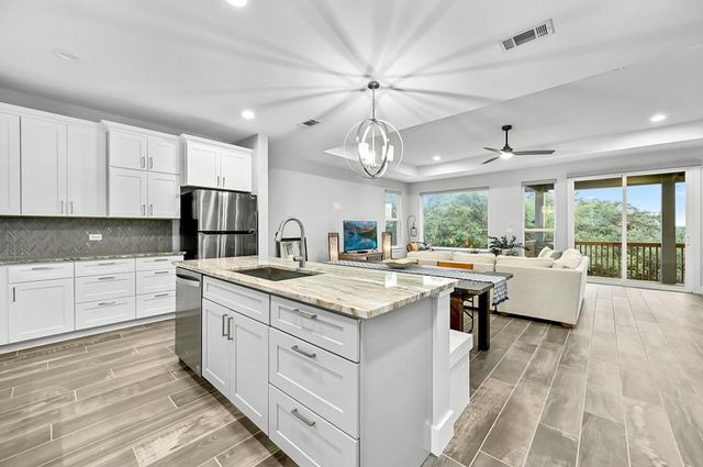 21201 Norris CV, Lago Vista, TX 78645