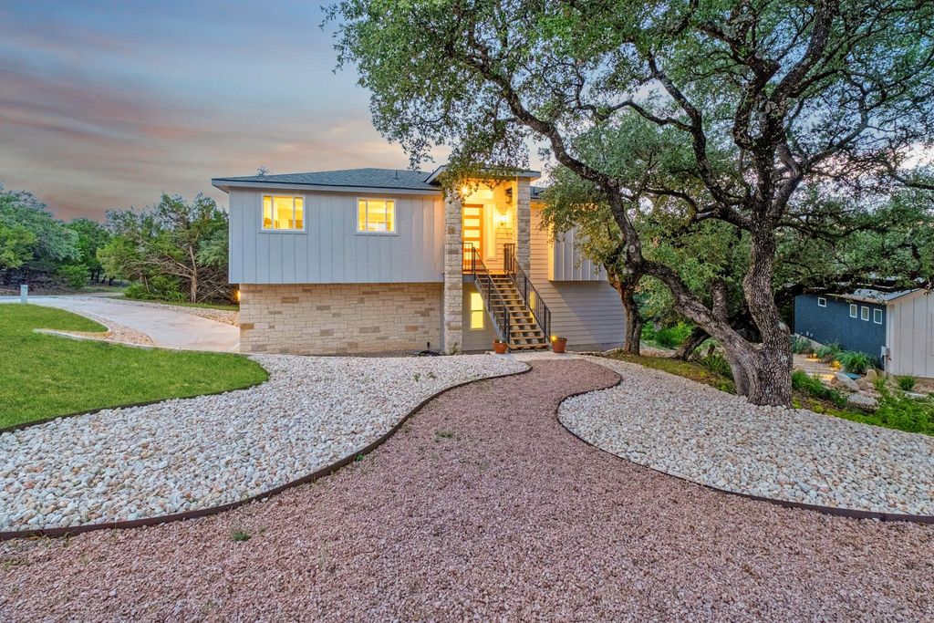 21201 Norris CV, Lago Vista, TX 78645