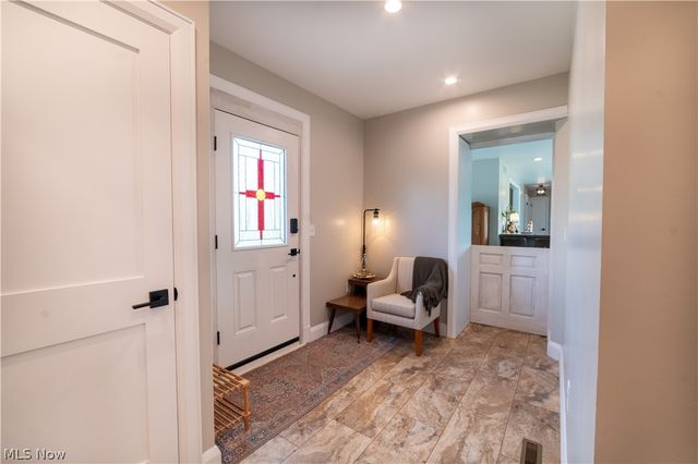 13350 South Avenue, Columbiana, OH 44408