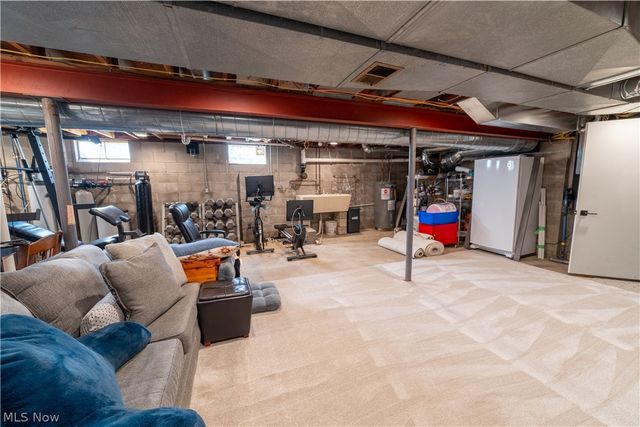 13350 South Avenue, Columbiana, OH 44408