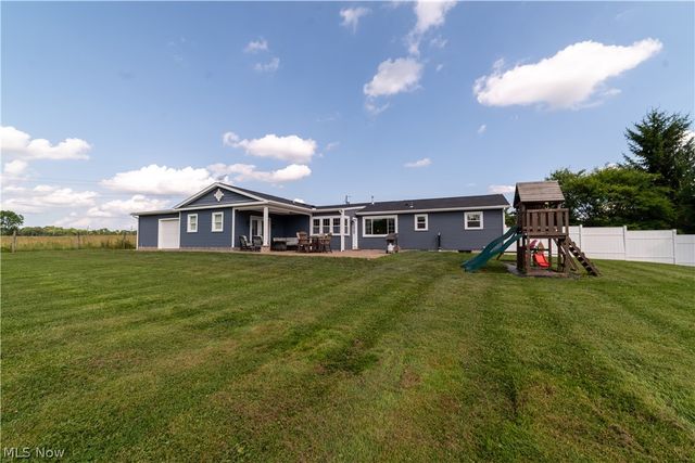 13350 South Avenue, Columbiana, OH 44408