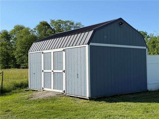 13350 South Avenue, Columbiana, OH 44408