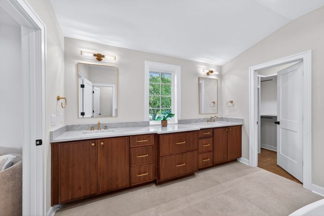 366 Barrywood Dr, Nashville, TN 37211