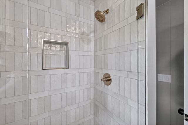 366 Barrywood Dr, Nashville, TN 37211