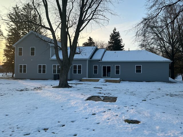 4430 Maple Avenue, Richton Park, IL 60471