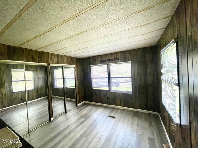 6060 Daniel Boone Road, Gate City, VA 24251