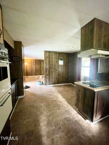 6060 Daniel Boone Road, Gate City, VA 24251