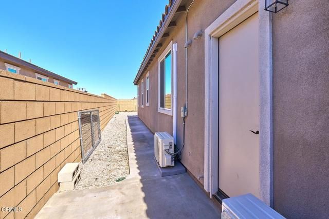 11992 Olivine Road, Victorville, CA 92392