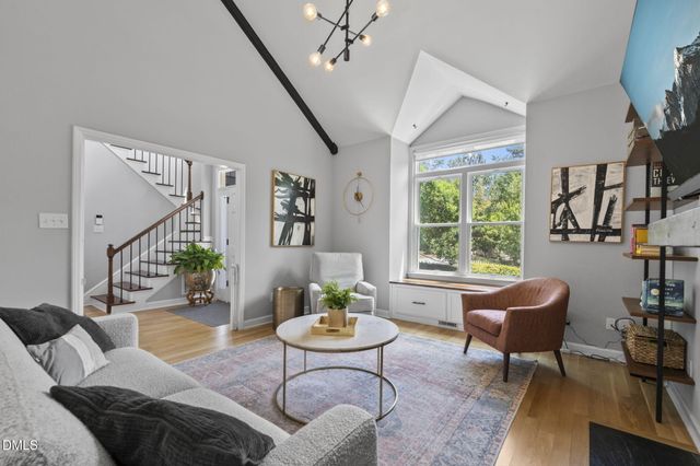 105 Callard Run, Chapel Hill, NC 27514