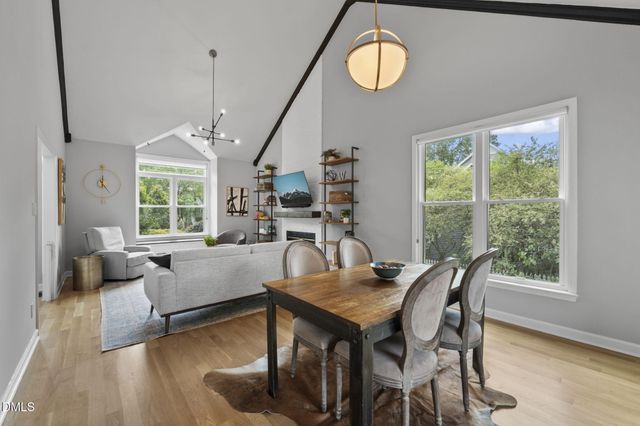105 Callard Run, Chapel Hill, NC 27514