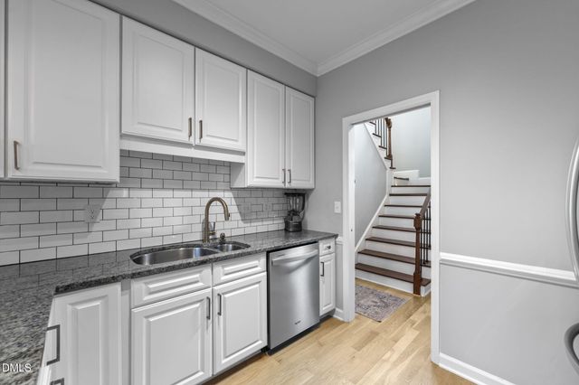105 Callard Run, Chapel Hill, NC 27514
