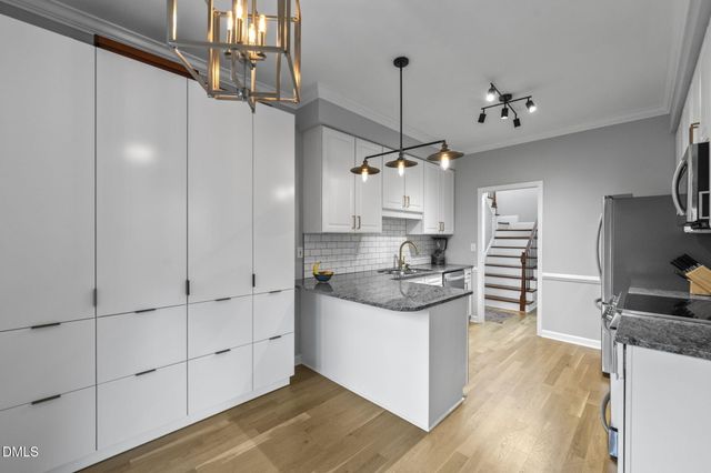 105 Callard Run, Chapel Hill, NC 27514