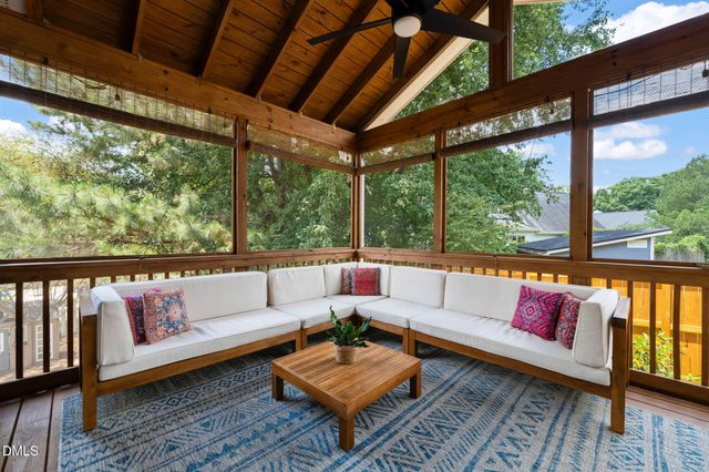 105 Callard Run, Chapel Hill, NC 27514