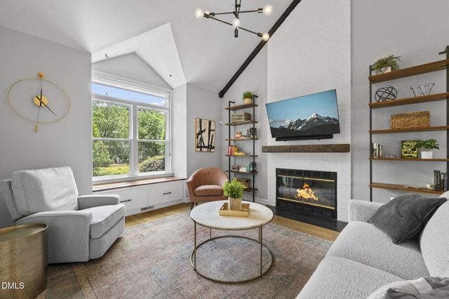 105 Callard Run, Chapel Hill, NC 27514
