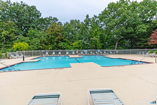 277 Carriage Crossing Lane 277, Middletown, CT 06457