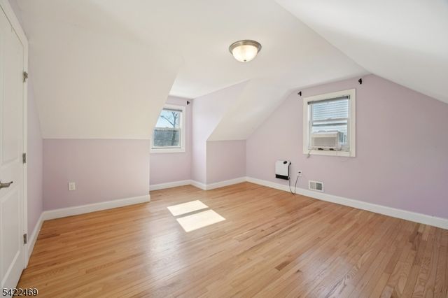 59 Oakwood Dr, Wayne Twp., NJ 07470