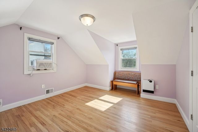 59 Oakwood Dr, Wayne Twp., NJ 07470