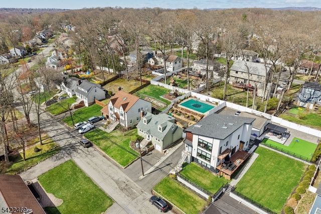 59 Oakwood Dr, Wayne Twp., NJ 07470