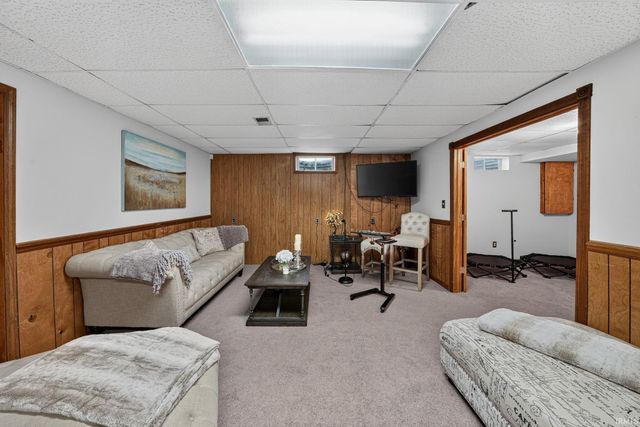 12222 N Timberline Trace, Granger, IN 46530