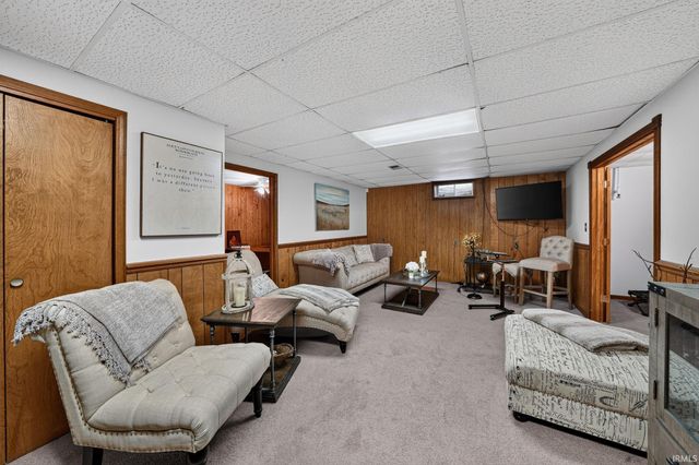 12222 N Timberline Trace, Granger, IN 46530
