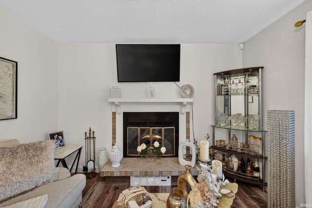 12222 N Timberline Trace, Granger, IN 46530