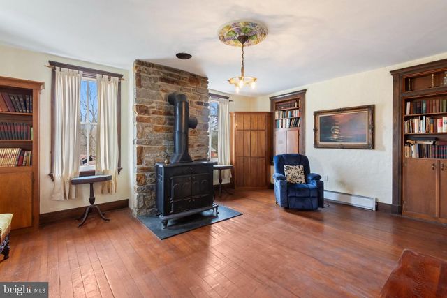 4047 RIDGE RD, Westminster, MD 21157