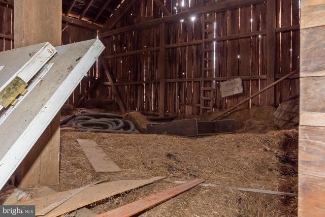 4047 RIDGE RD, Westminster, MD 21157