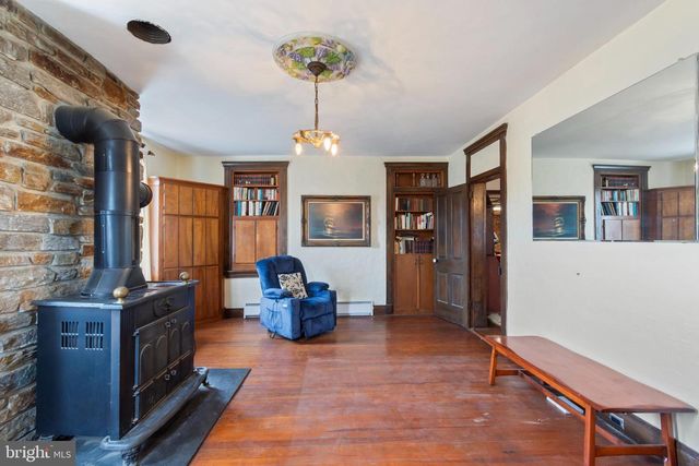 4047 RIDGE RD, Westminster, MD 21157