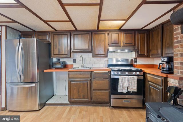 4047 RIDGE RD, Westminster, MD 21157