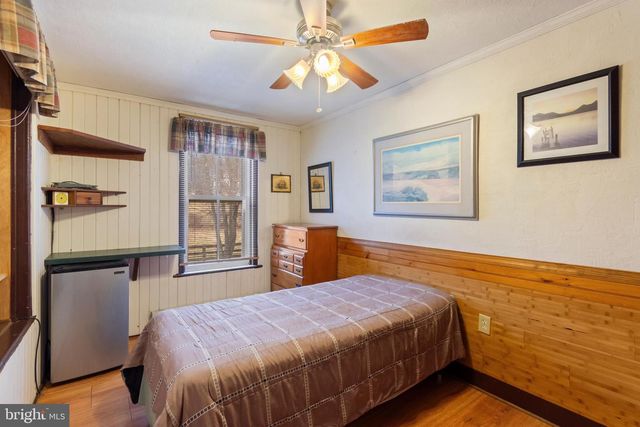 4047 RIDGE RD, Westminster, MD 21157