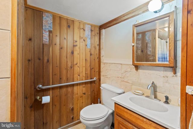 4047 RIDGE RD, Westminster, MD 21157