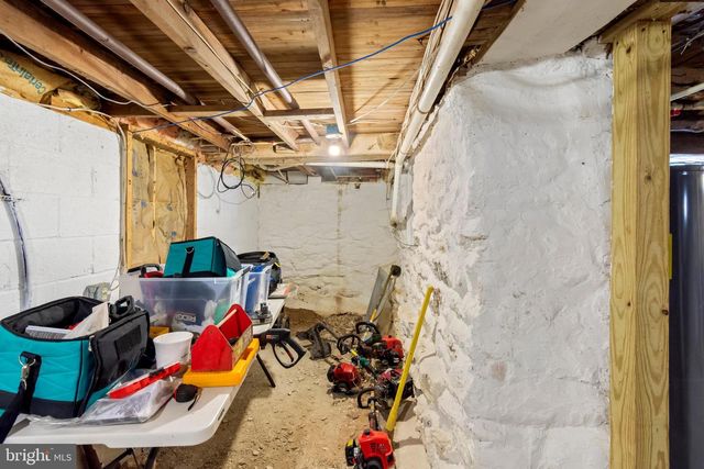 4047 RIDGE RD, Westminster, MD 21157