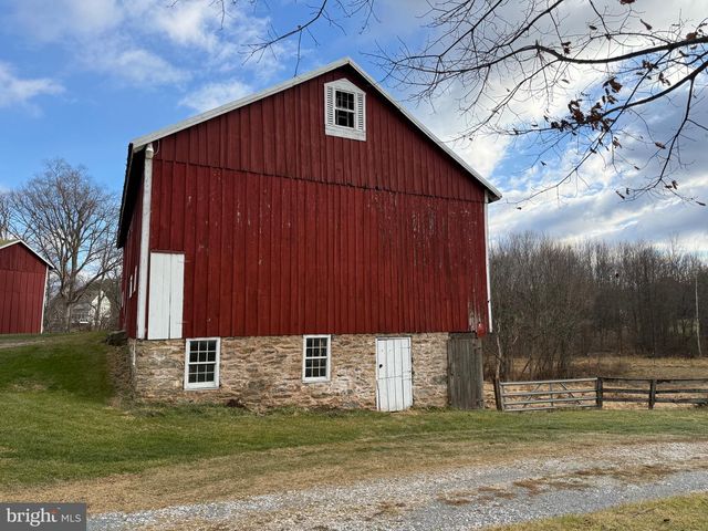 4047 RIDGE RD, Westminster, MD 21157