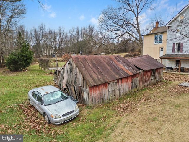 4047 RIDGE RD, Westminster, MD 21157