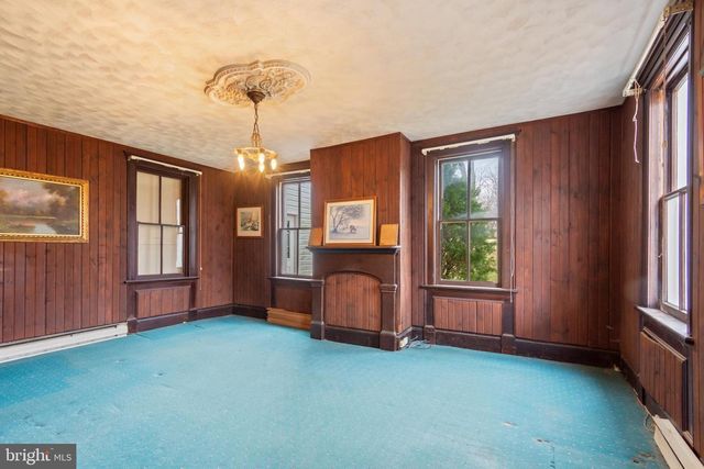 4047 RIDGE RD, Westminster, MD 21157