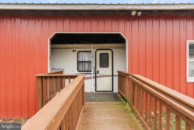 4047 RIDGE RD, Westminster, MD 21157