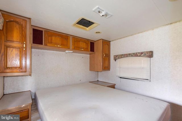 4047 RIDGE RD, Westminster, MD 21157