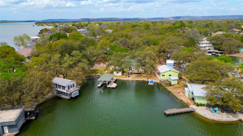 1833 Highland DR, Marble Falls, TX 78654
