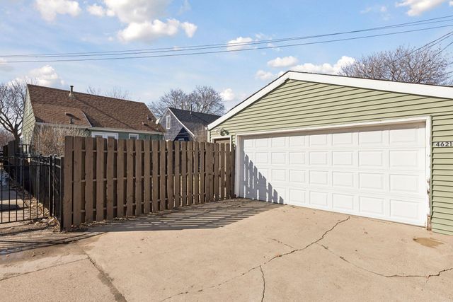 4621 5th Avenue S, Minneapolis, MN 55419