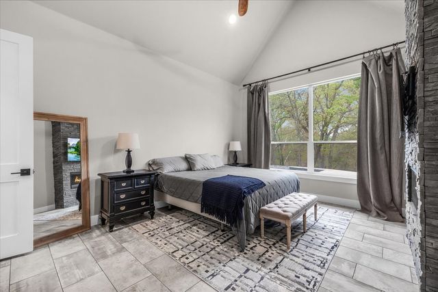 4024 Fall Creek Drive, Weatherford, TX 76087