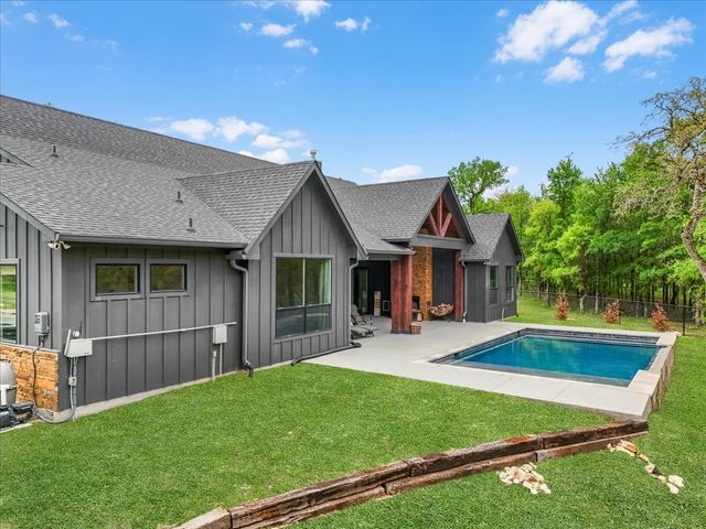 4024 Fall Creek Drive, Weatherford, TX 76087