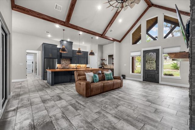 4024 Fall Creek Drive, Weatherford, TX 76087