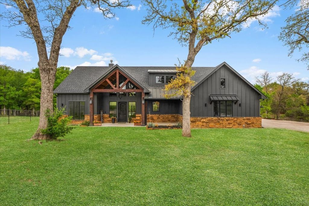 4024 Fall Creek Drive, Weatherford, TX 76087